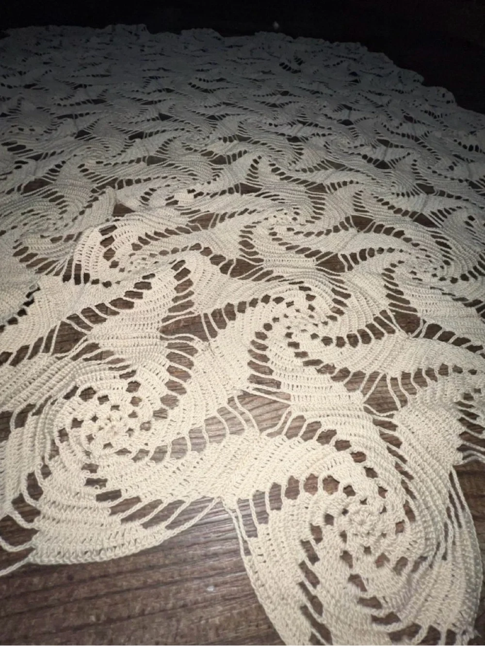 Handmade Vintage Delicate Beige Vintage Crochet Lace Tablecloth